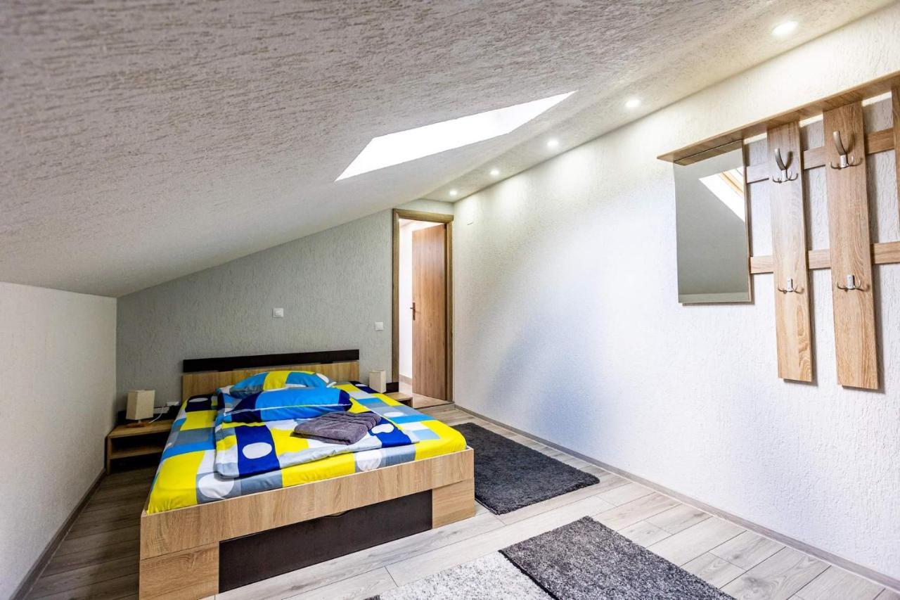 ホテル Casa Andy Buşteni エクステリア 写真